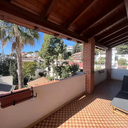 Quarto em Acomodações Particulares Refugio En Ciudad *